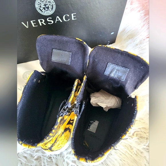 Versace Black and Gold Barroco print canvas sneaker sz 8.5 - Picture 7 of 8